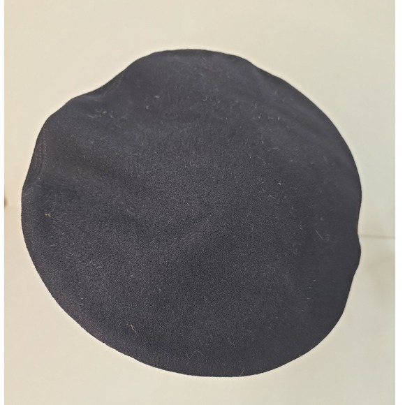 Vintage Classic Black Felt Beret Hat Wool Blend Lined Adjustable Vintage Style - Picture 3 of 7